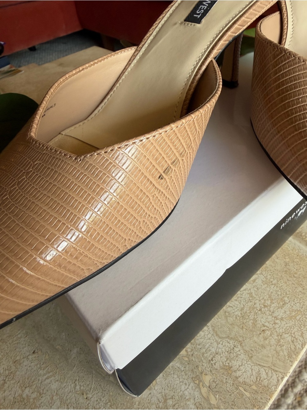Nine West Women's Camenla Tan Slip-On Pointed-Toe Mules - Picture 3 of 10